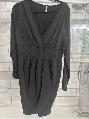Black Long-Sleeve Faux-Wrap V-Neck Pleated Midi Dress